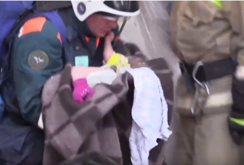 Из-под завалов в Магнитогорске спасли 10-месячного младенца (5 фото + 2 видео)