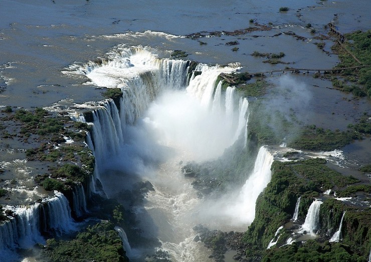 Водопады Игуасу (Аргентина, Бразилия). 25 фото