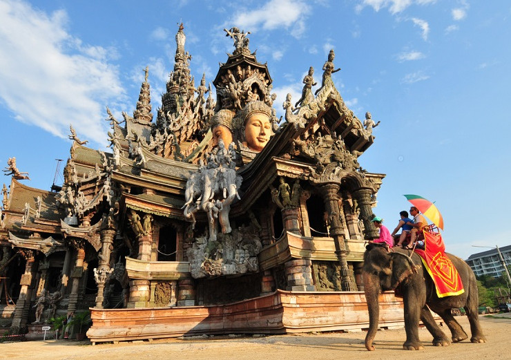 Деревянный Храм истины в Паттайе, Таиланд (25 фото)
