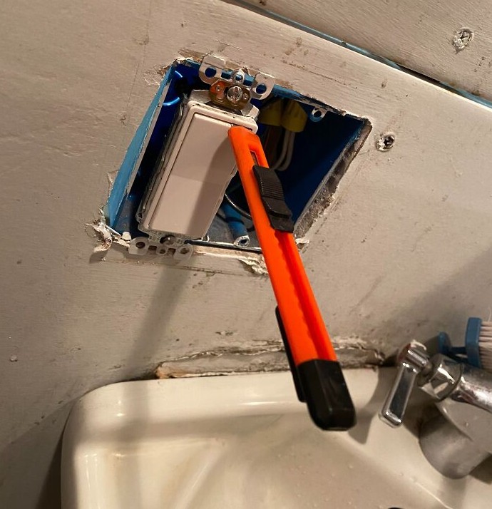 «И так сойдёт»: 17 случаев тотального пофигизма, когда работа была сделана из рук вон плохо - «Смешное»