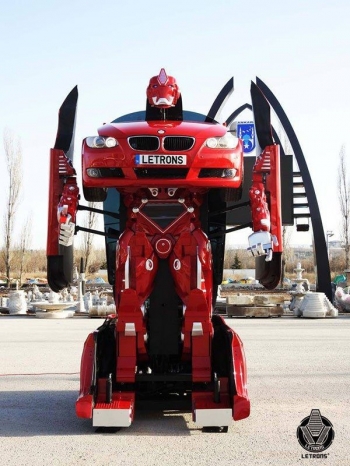 Турецкие инженеры сделали действующего трансформера на базе BMW - «Хорошее настроение»