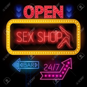 Работа в секс-шопе (3 фото)
