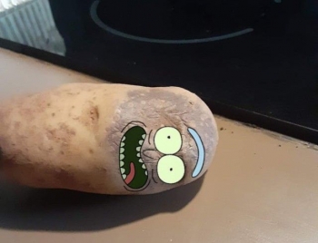 Новый мем: страдающая картошка (13 скриншотов)